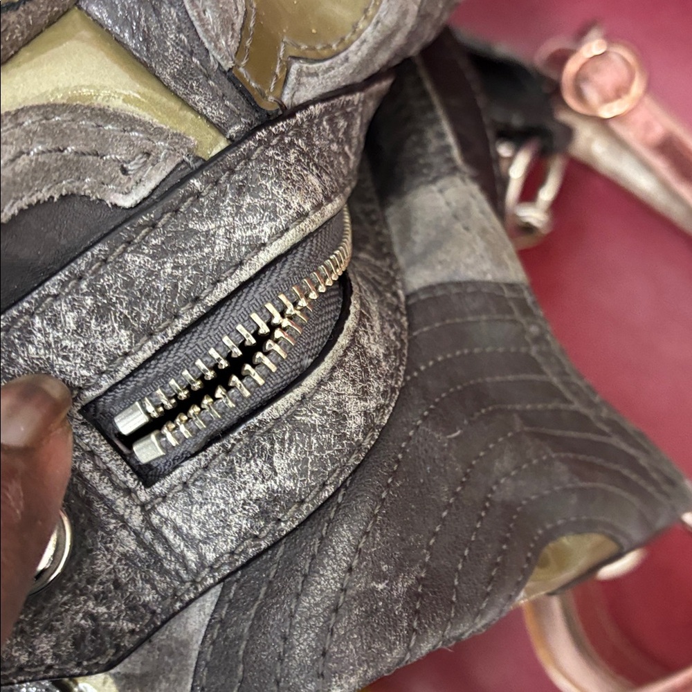 Stylish Women's Patchwork Bag - Black and Gray- minor wears but great condition - Picture 9 of 16